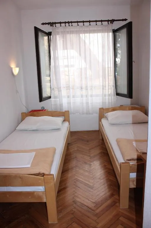 Apartments Jaska Pag Island 0*, Pag Town