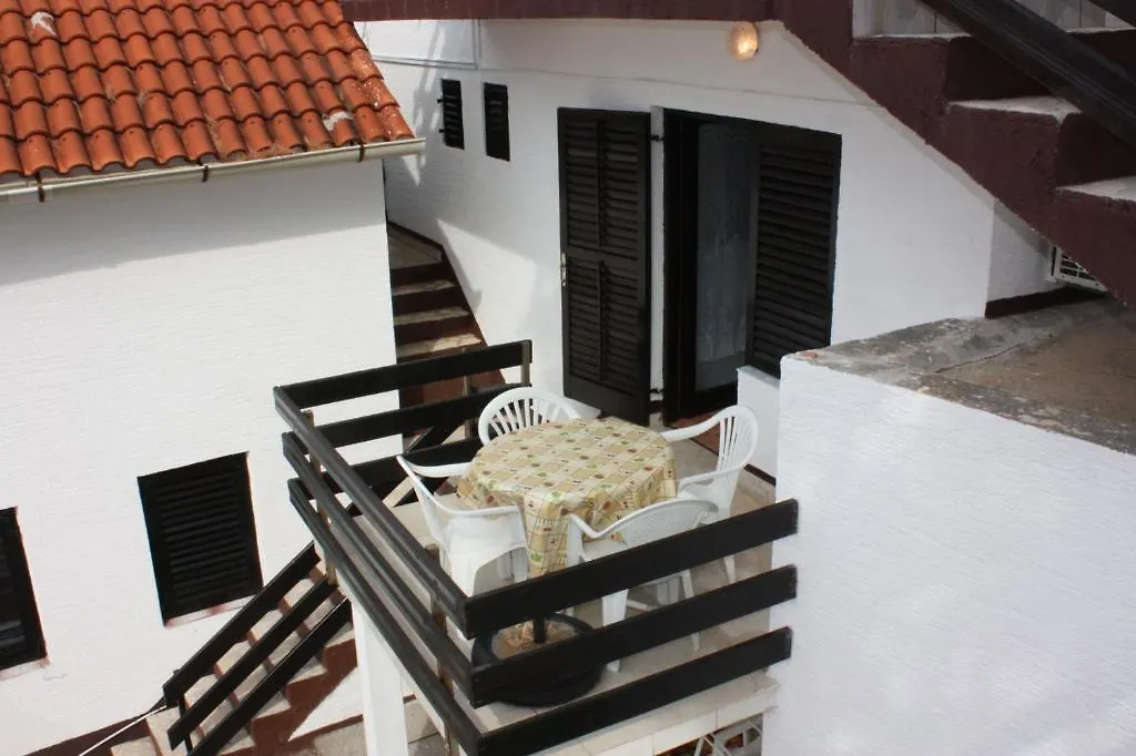 Apartments Jaska Pag Island